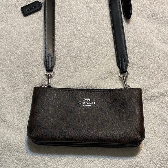 Coach Double Zip Crossbody Bag - Picture 1 of 13